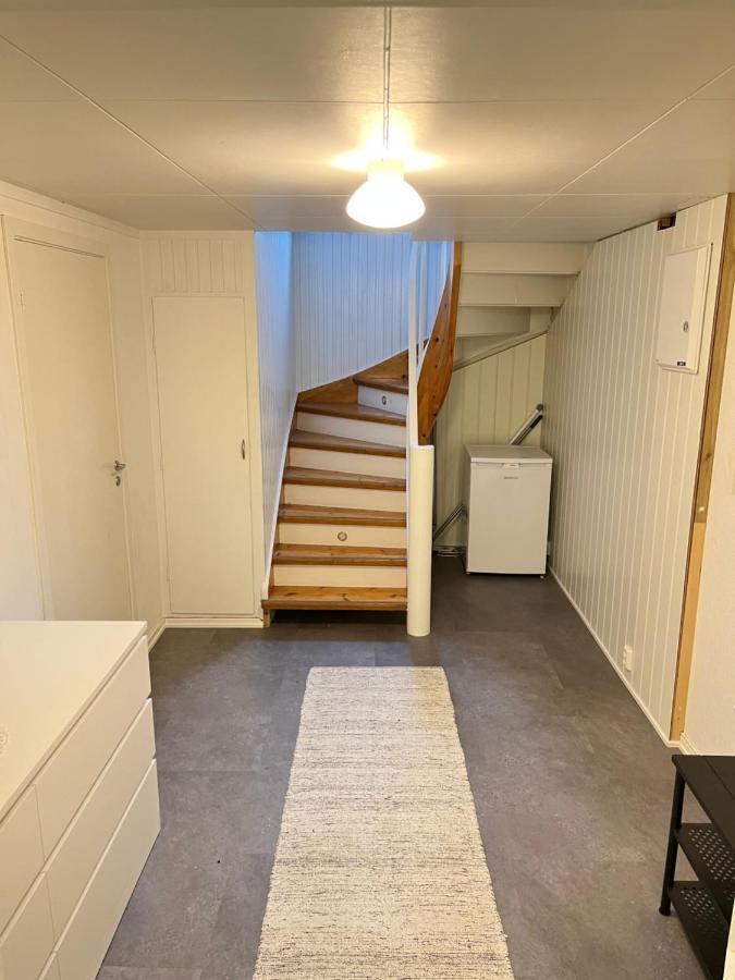 Апартаменты Hus Sentralt I Lofoten Лекнес Экстерьер фото